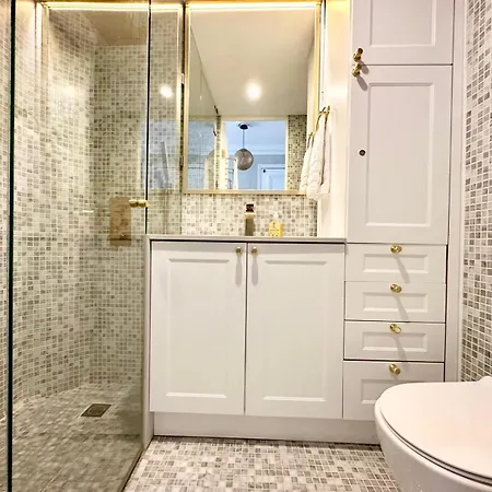 Magnifique 1 Plein Centre Juan Les Pins 50m Des Plages Apartment *
