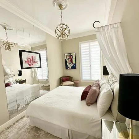 Magnifique 1 Plein Centre Juan Les Pins 50m Des Plages *
