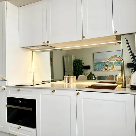 Apartment Magnifique 1 Plein Centre Juan Les Pins 50m Des Plages Antibes